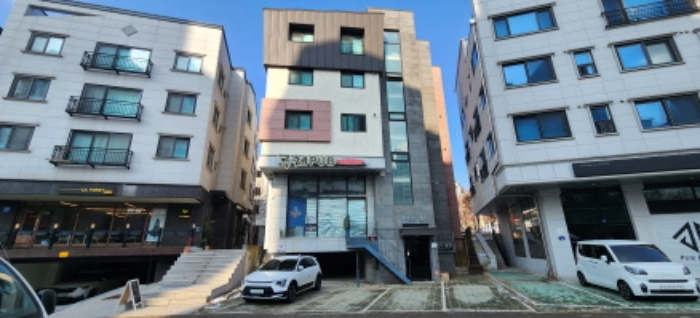 사진 2